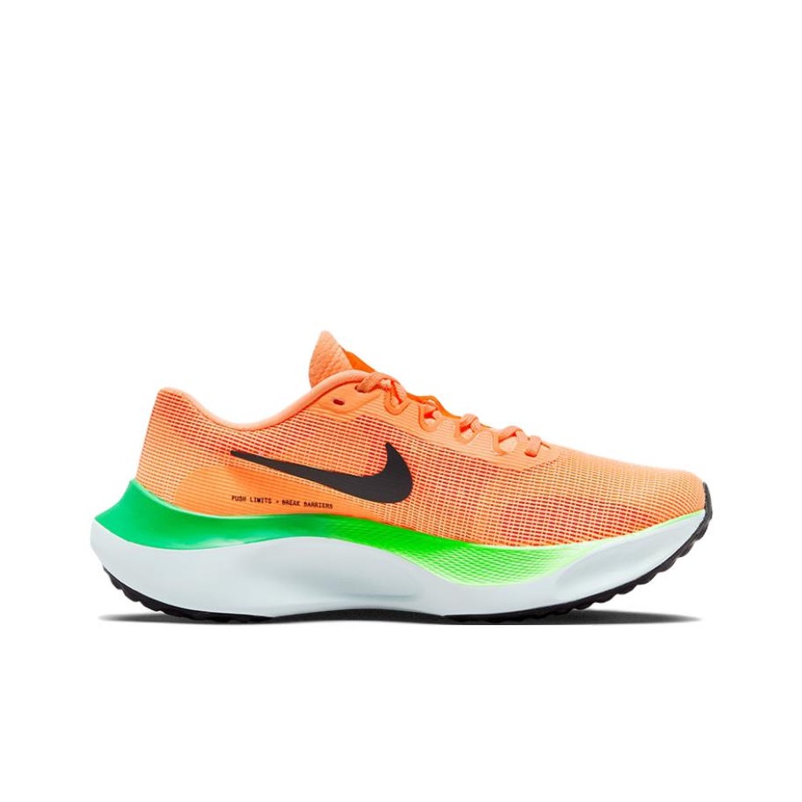 ナイキ ズーム フライ 5 ロートップ カーボンプレート ラ - Nike Shoes Zoom Fly 5 のレビューと価格